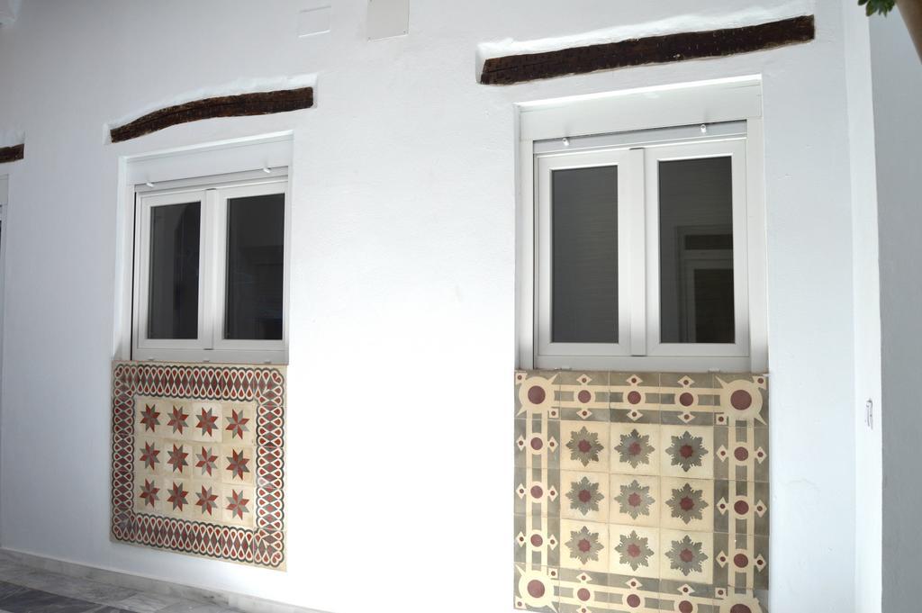 Atico 19 Dias Y Muchas Noches Lägenhet Cádiz Exteriör bild