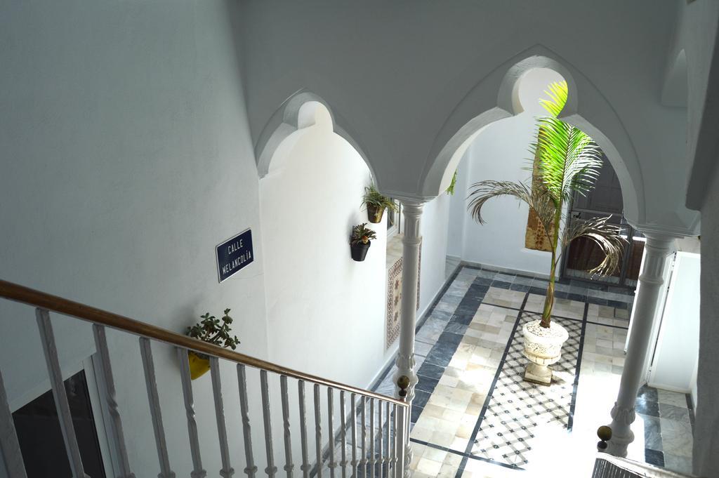 Atico 19 Dias Y Muchas Noches Lägenhet Cádiz Exteriör bild
