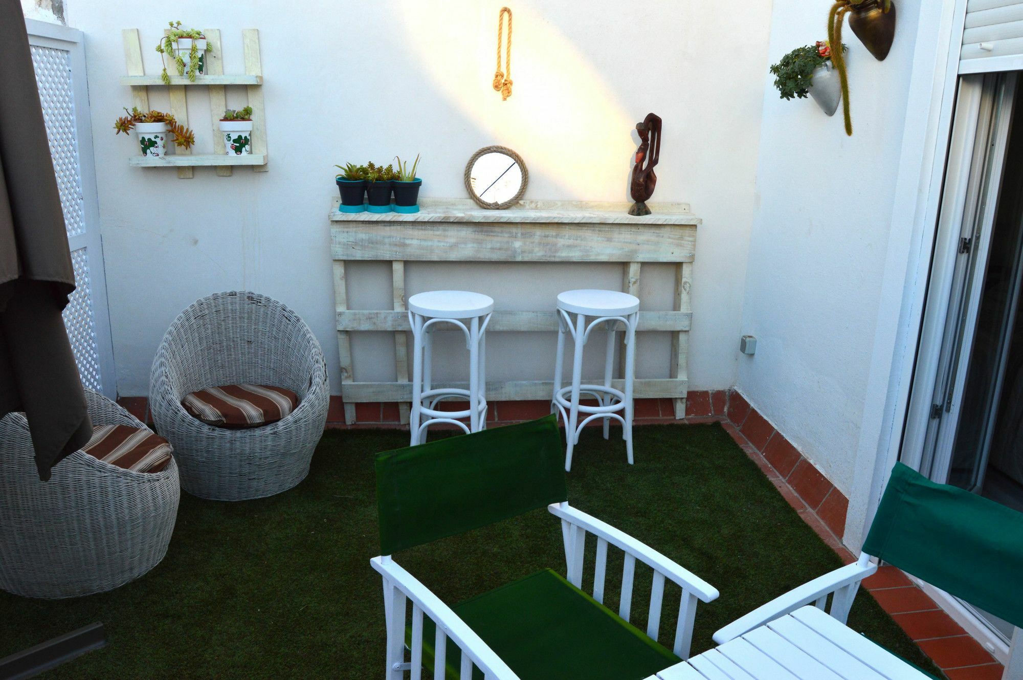Atico 19 Dias Y Muchas Noches Lägenhet Cádiz Exteriör bild